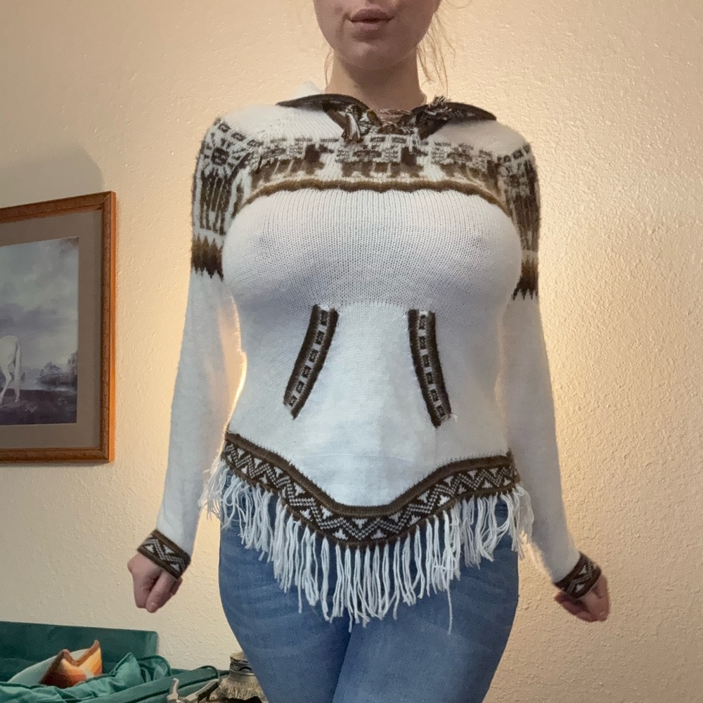 VINTAGE Peruvian Alpaca knit Hoodie Sweater Llama fringe boho artisan handmade L